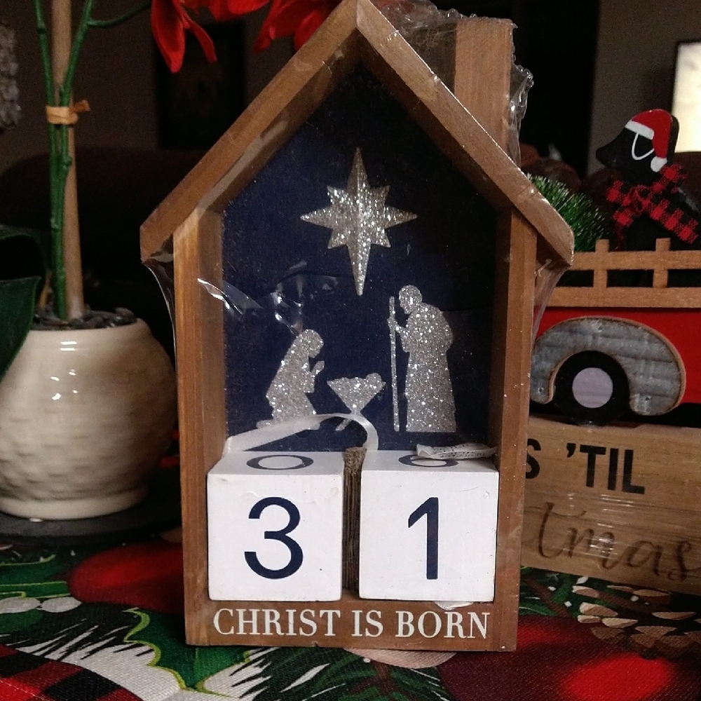 Wooden Nativity Scene Countdown Calendar - Blue and White